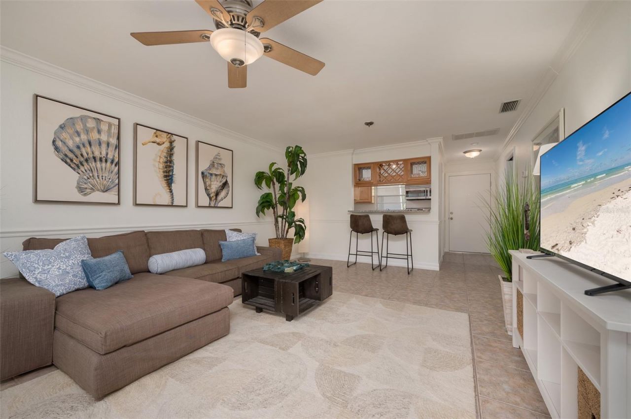 3360 S Osprey Avenue, Unit 205B, Sarasota, FL 34239 Photo