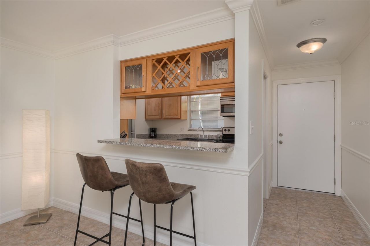 3360 S Osprey Avenue, Unit 205B, Sarasota, FL 34239 Photo