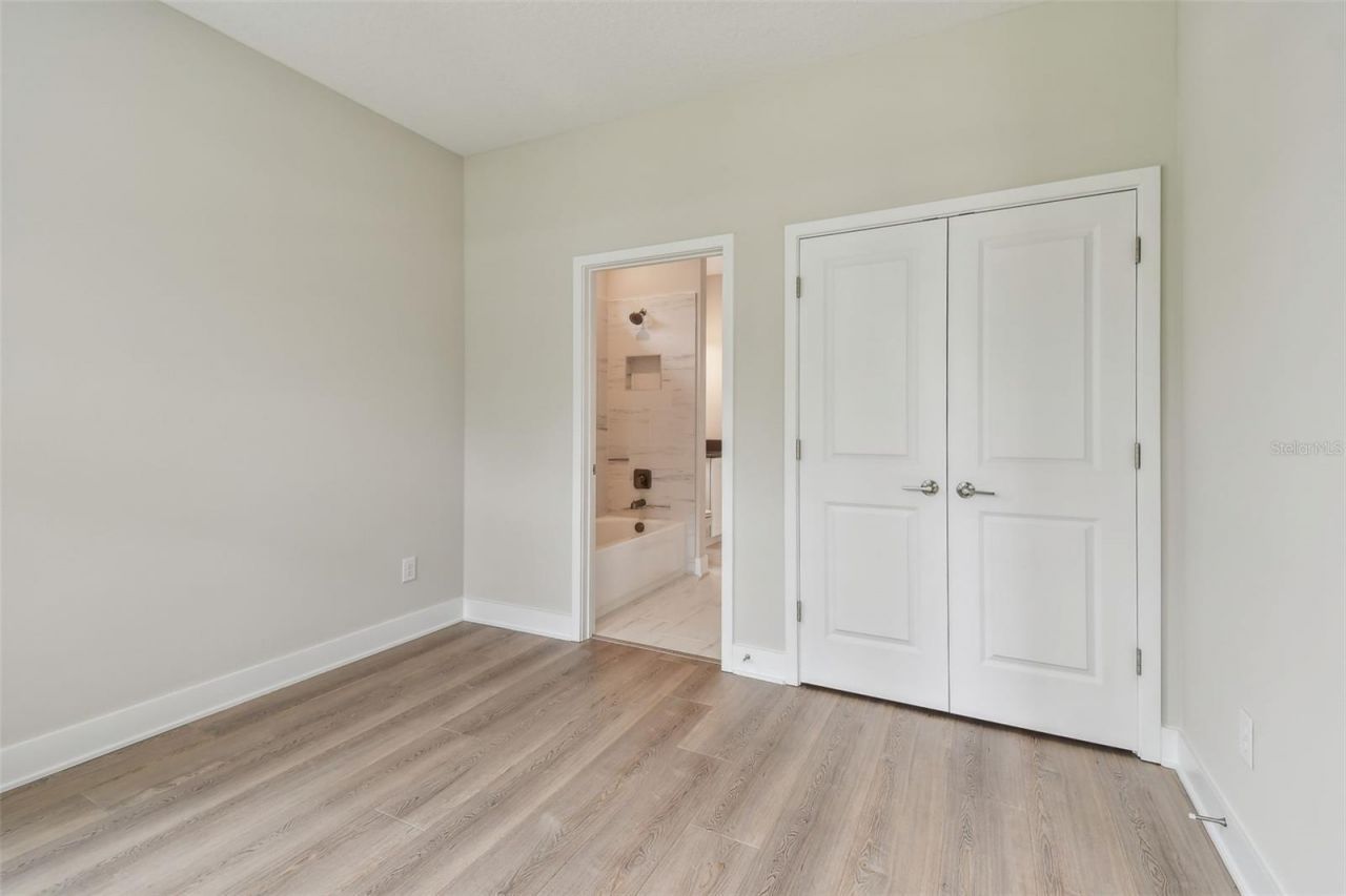 5663 Dartmouth Avenue N, Saint Petersburg, FL 33710 Photo