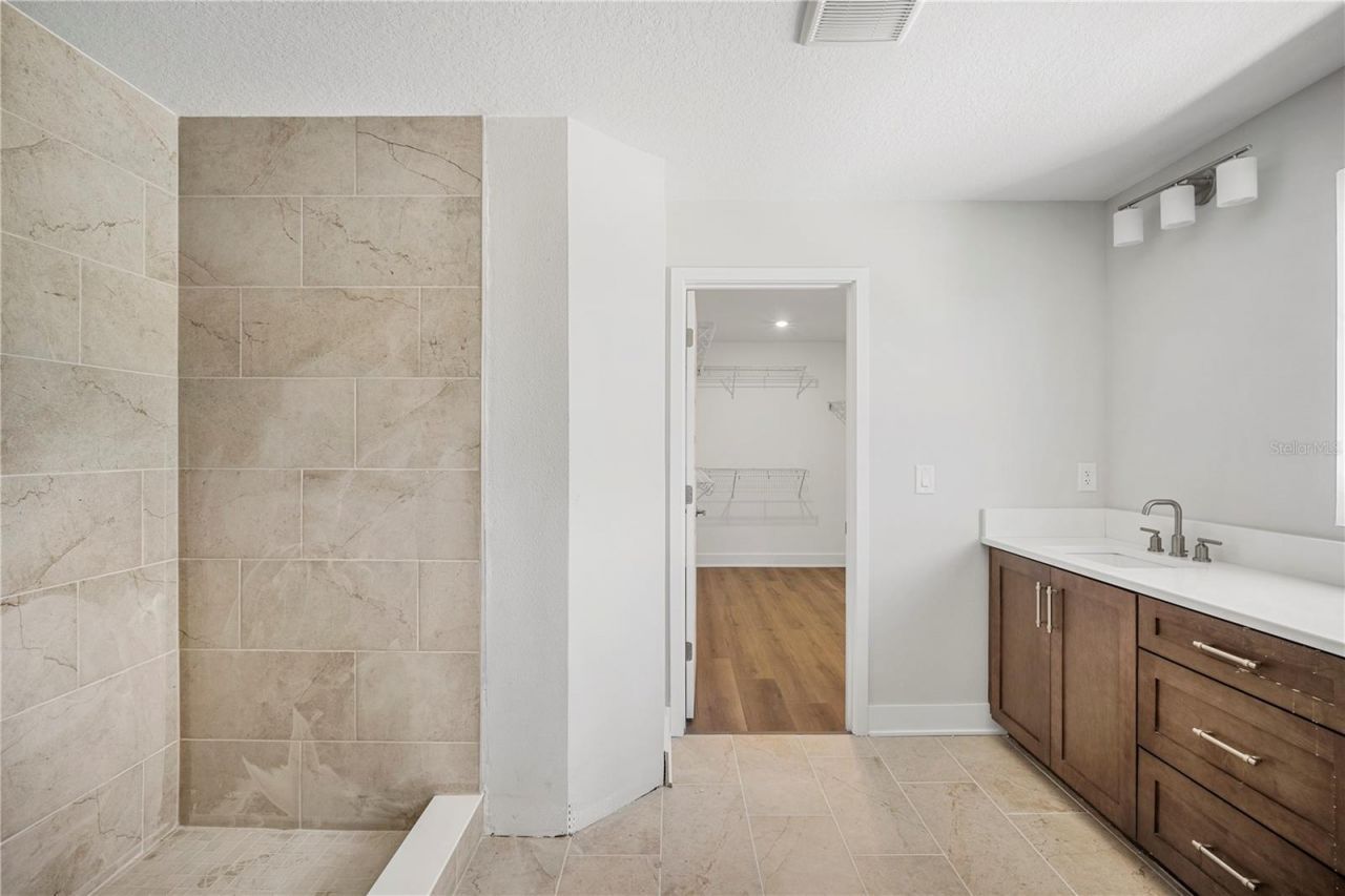5633 Dartmouth Avenue N, Saint Petersburg, FL 33710 Photo