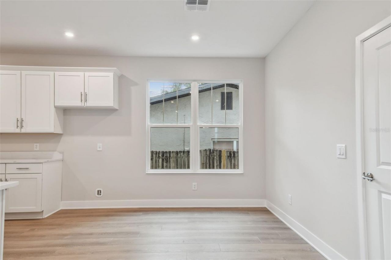 5663 Dartmouth Avenue N, Saint Petersburg, FL 33710 Photo