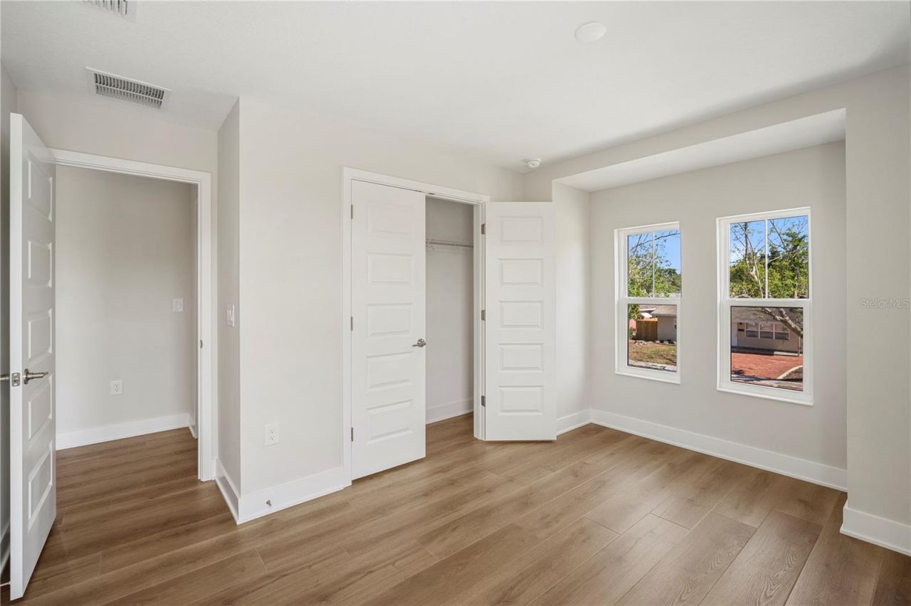 5633 Dartmouth Avenue N, Saint Petersburg, FL 33710 Photo