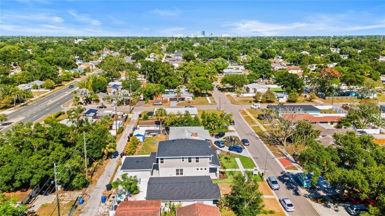 5633 Dartmouth Avenue N, Saint Petersburg, FL 33710 Photo