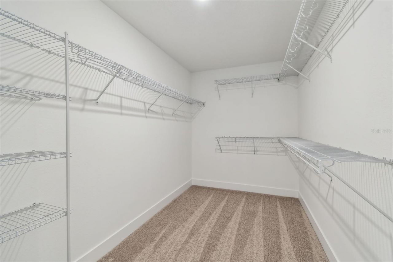 5663 Dartmouth Avenue N, Saint Petersburg, FL 33710 Photo