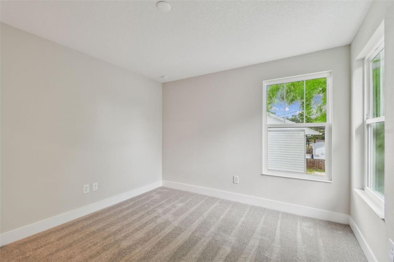 5663 Dartmouth Avenue N, Saint Petersburg, FL 33710 Photo