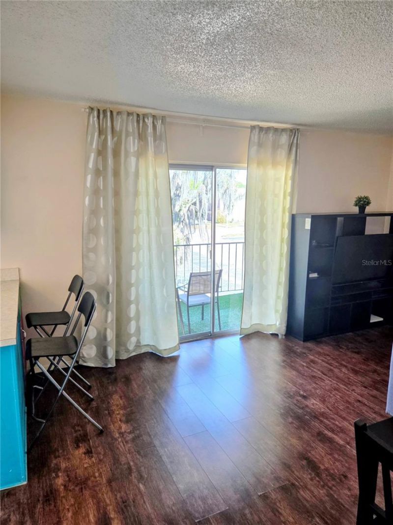 1323 83rd Avenue N, Unit D, Saint Petersburg, FL 33702 Photo