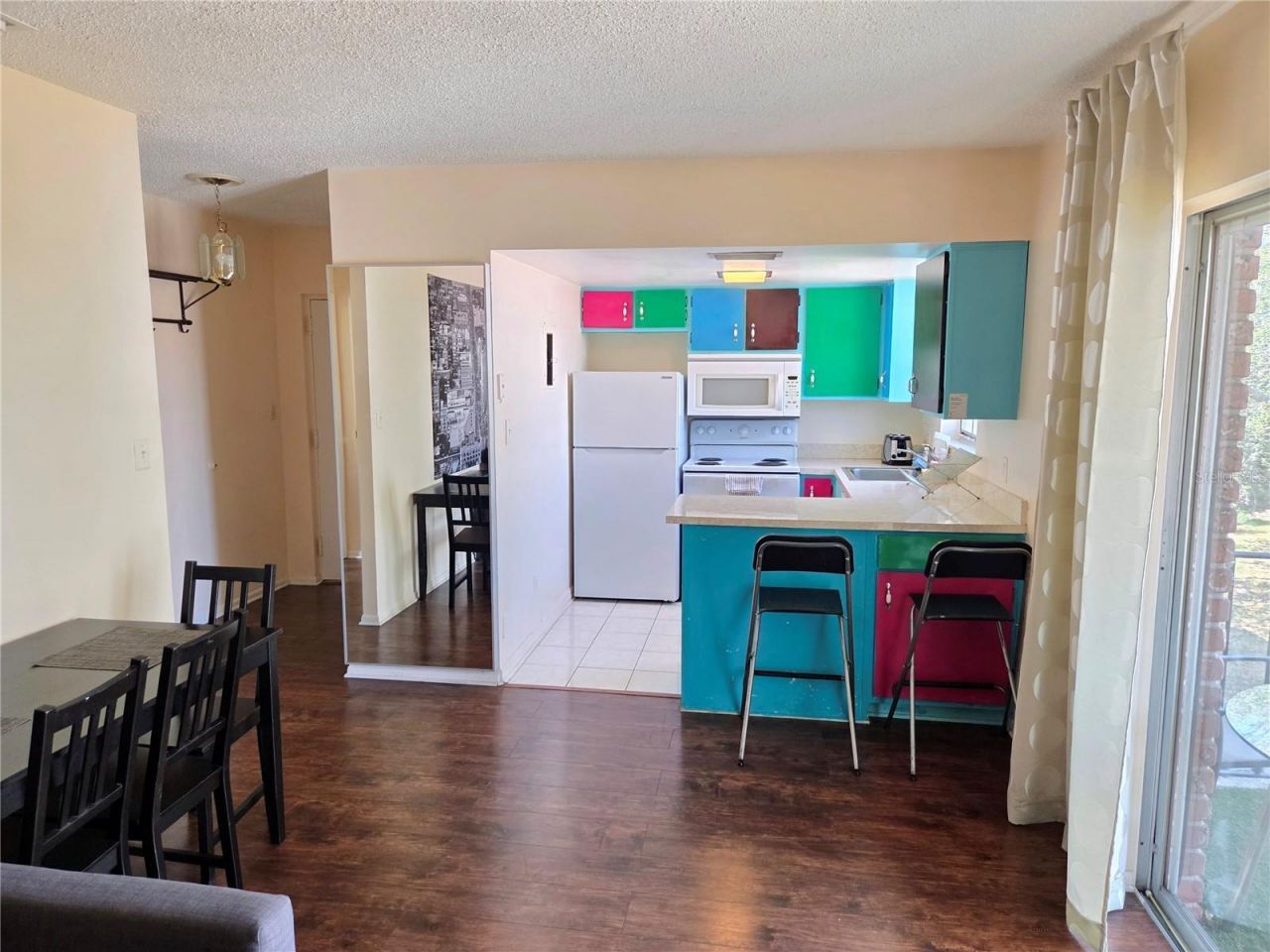 1323 83rd Avenue N, Unit D, Saint Petersburg, FL 33702 Photo