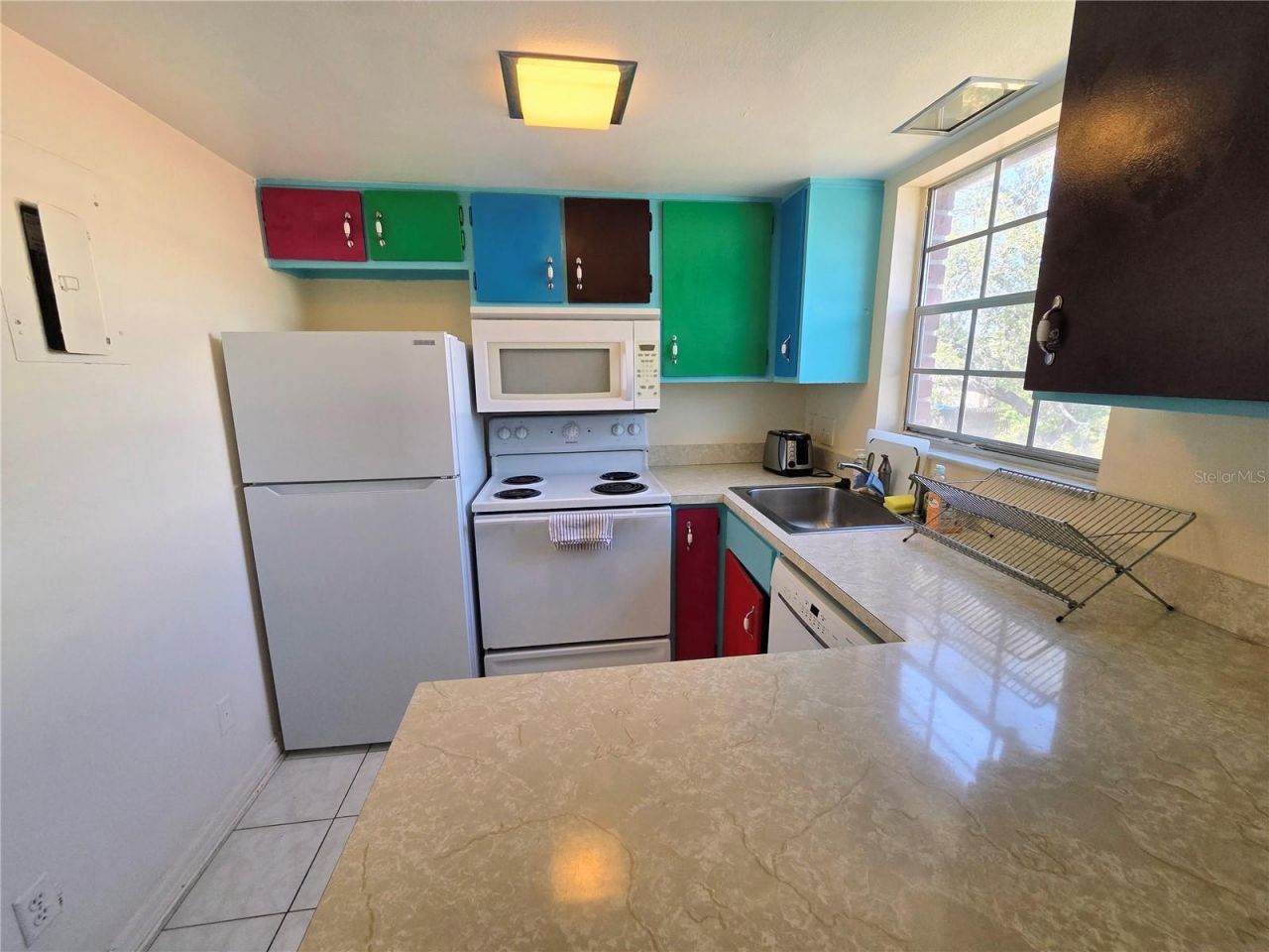 1323 83rd Avenue N, Unit D, Saint Petersburg, FL 33702 Photo