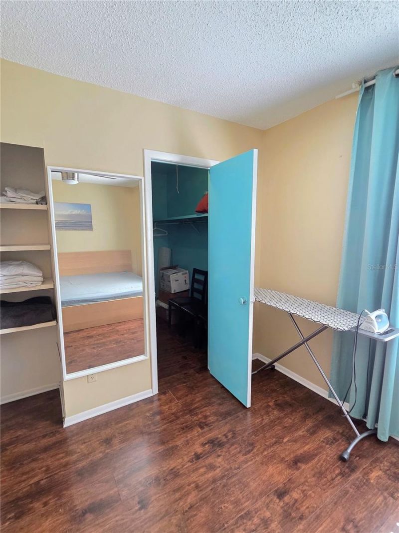 1323 83rd Avenue N, Unit D, Saint Petersburg, FL 33702 Photo