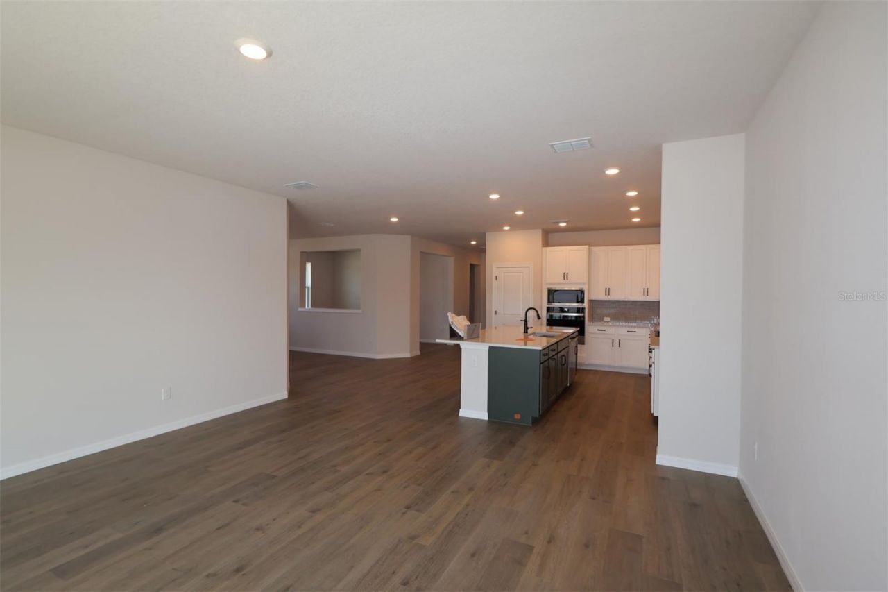 614 Kingswood Court, Bradenton, FL 34212 Photo