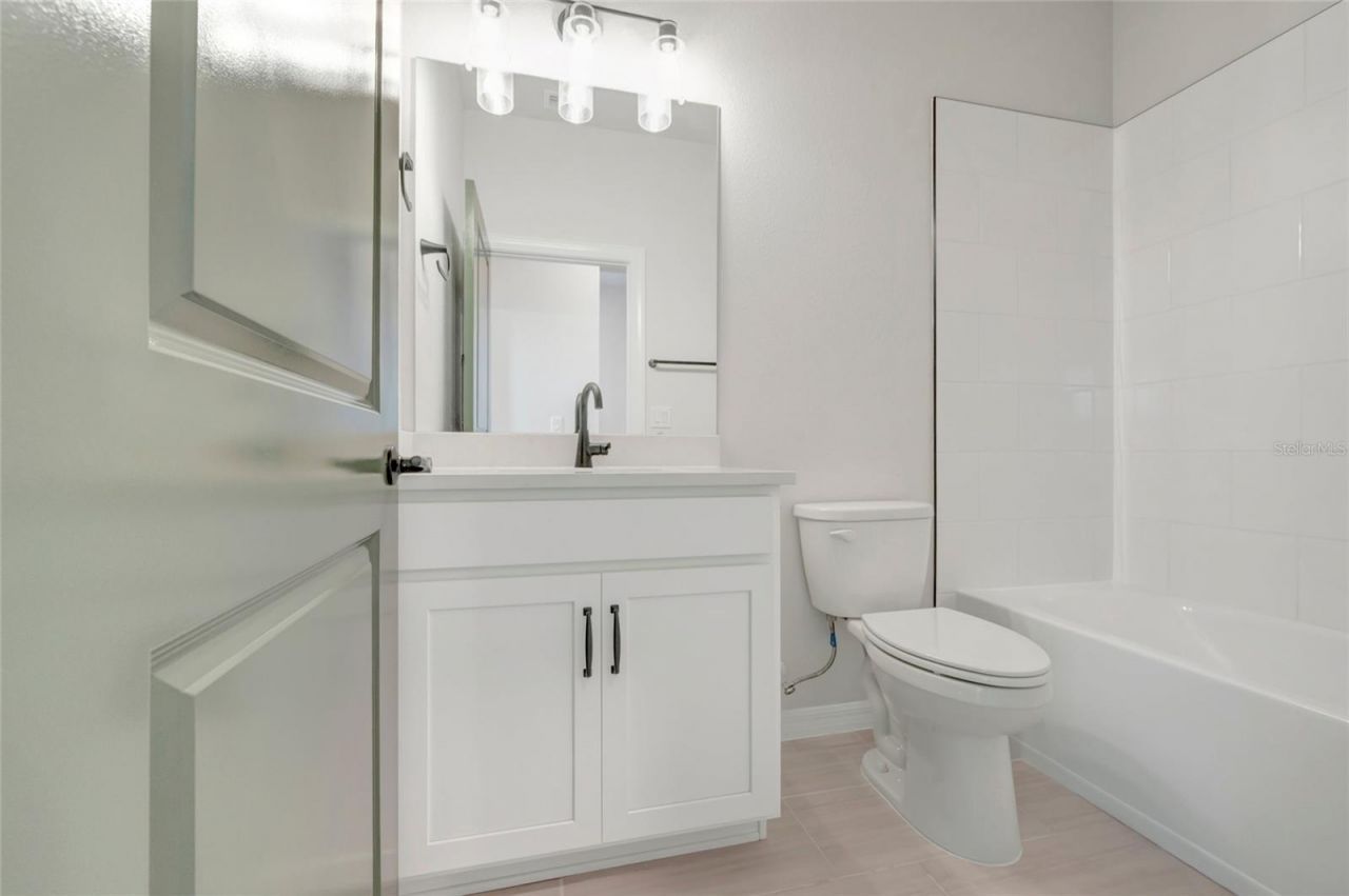614 Kingswood Court, Bradenton, FL 34212 Photo