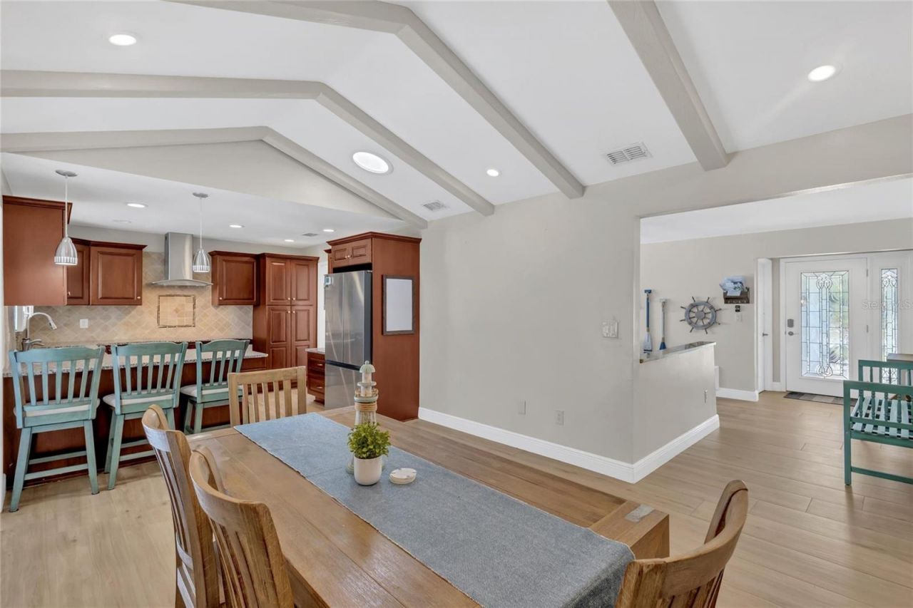 11034 Malaga Drive, Largo, FL 33774 Photo