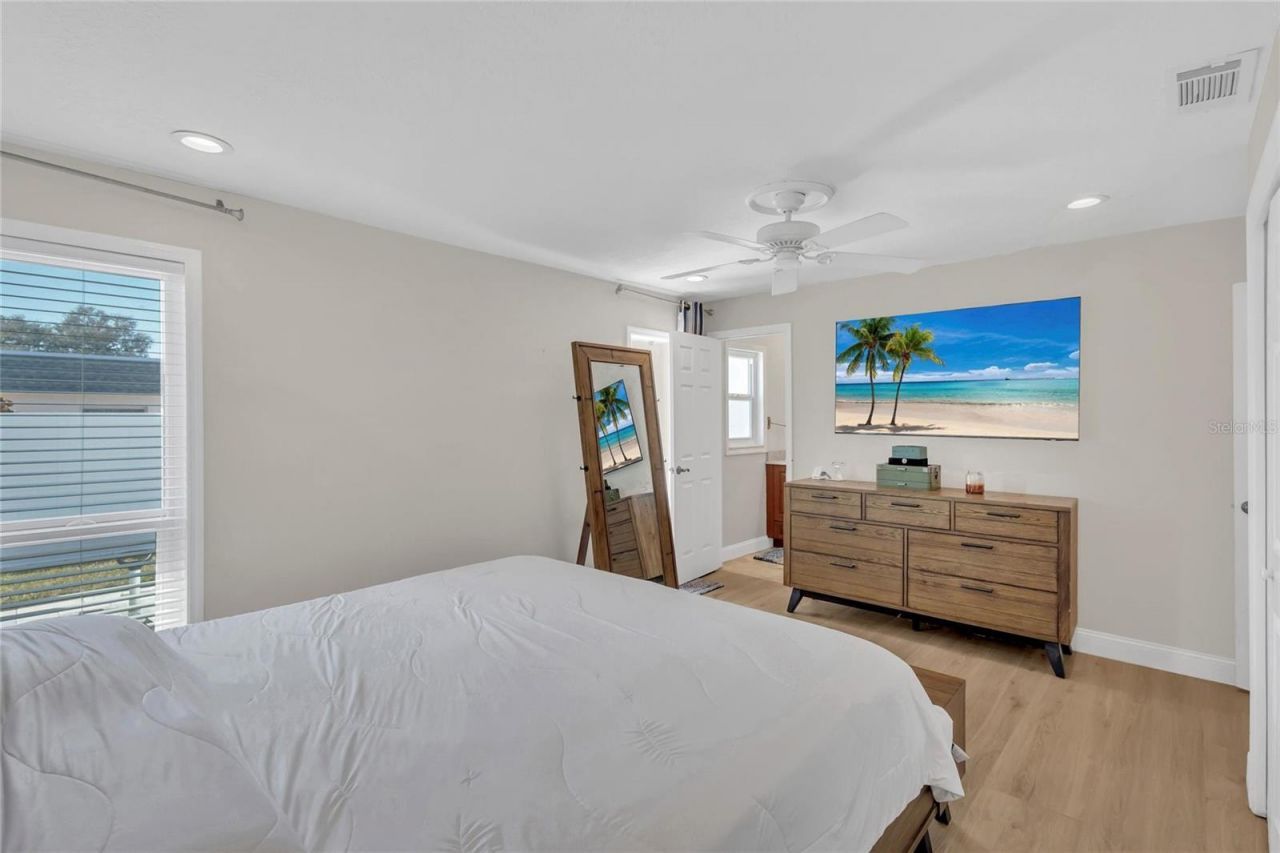 11034 Malaga Drive, Largo, FL 33774 Photo