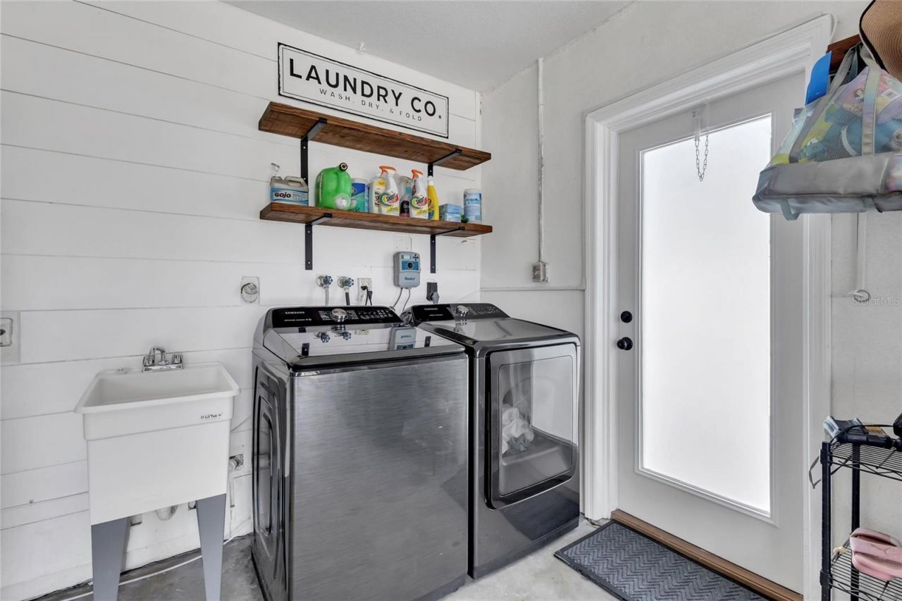 11034 Malaga Drive, Largo, FL 33774 Photo