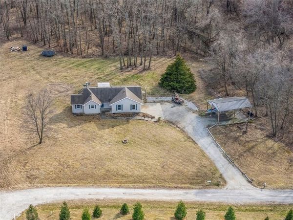 26965 Smithers Lane, Weston, MO 64098