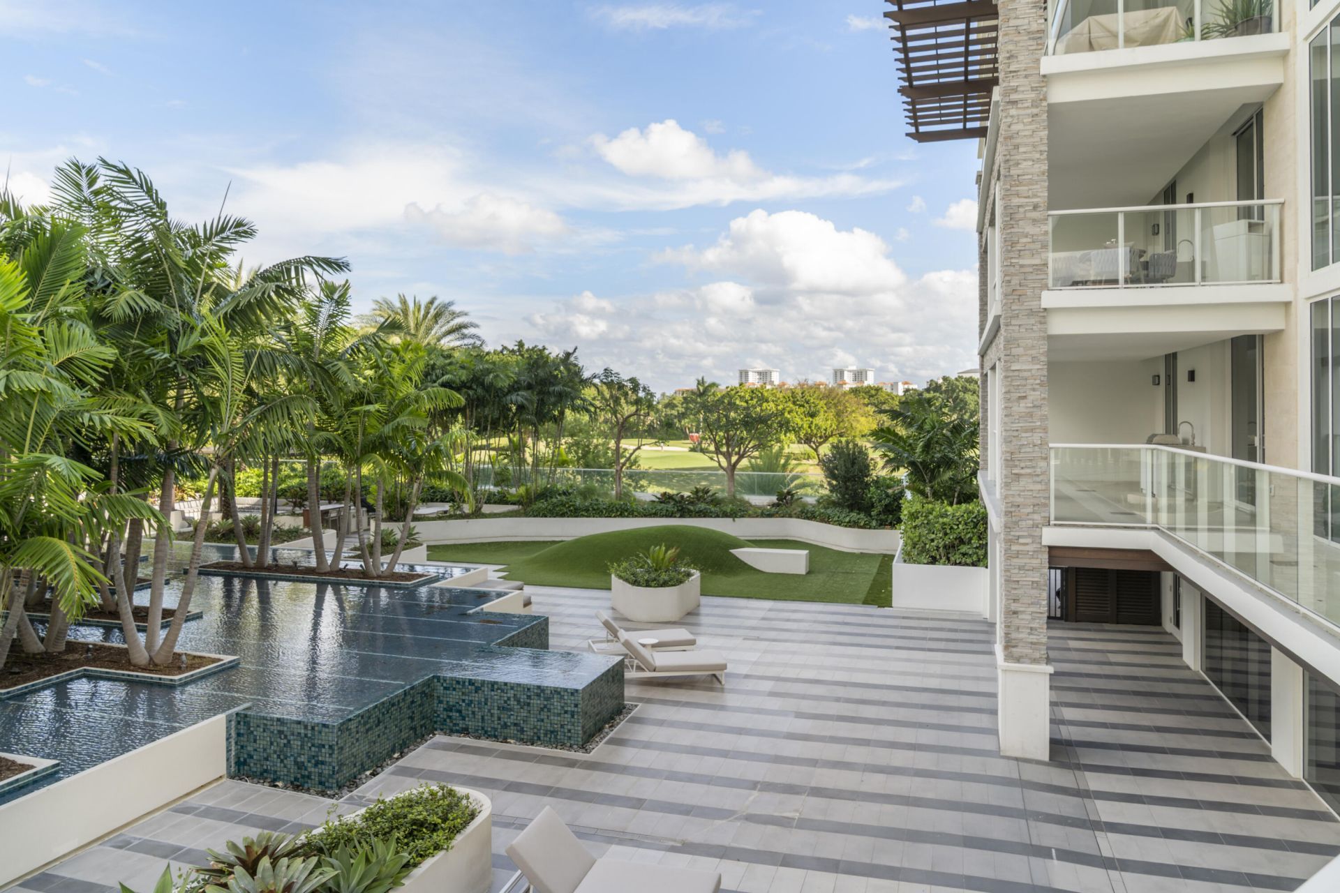 210 SE Mizner Boulevard, Unit 603, Boca Raton, FL 33432 Photo