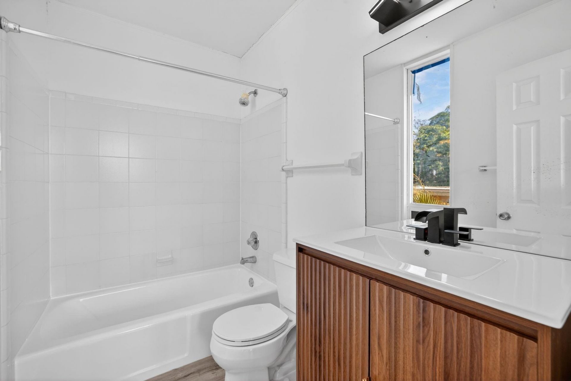 1531 SE 15th Street, Unit 8, Fort Lauderdale, FL 33316 Photo