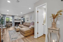 213 Mariners Row  photo 4