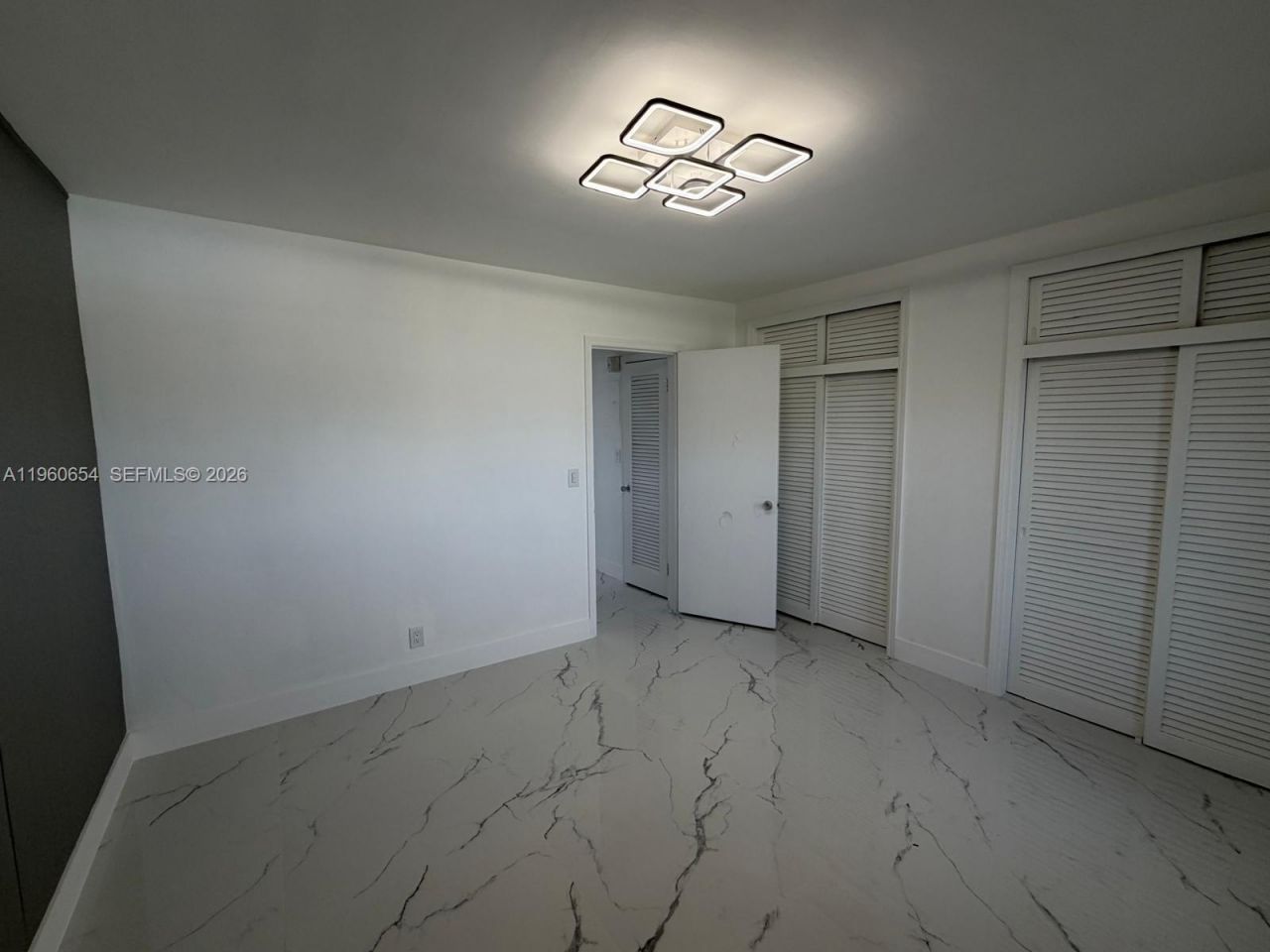 725 SW 11th Ave , Unit 17F, Hallandale Beach, FL 33009 Photo