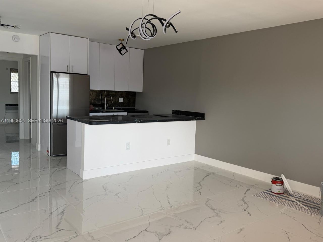 725 SW 11th Ave , Unit 17F, Hallandale Beach, FL 33009 Photo