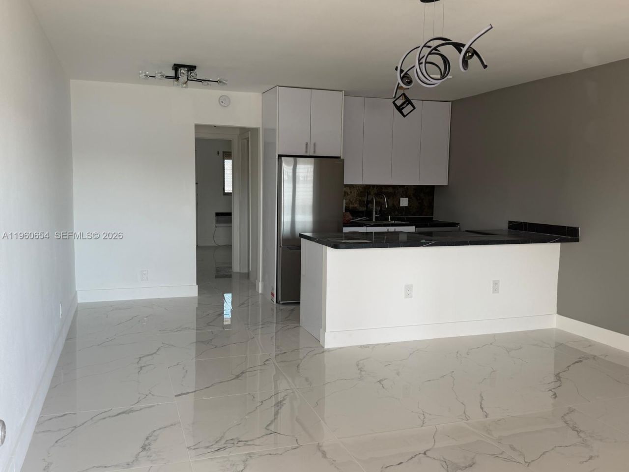 725 SW 11th Ave , Unit 17F, Hallandale Beach, FL 33009 Photo