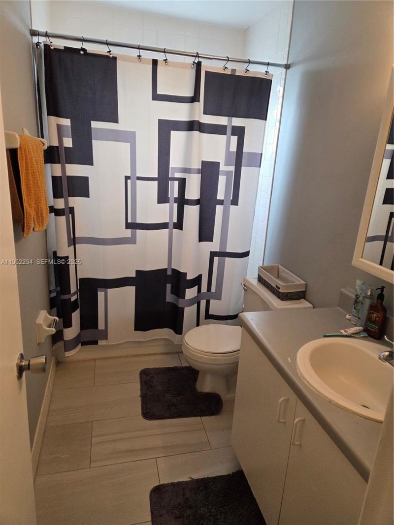 8710 SW 3rd St , Unit 201, Pembroke Pines, FL 33025 Photo