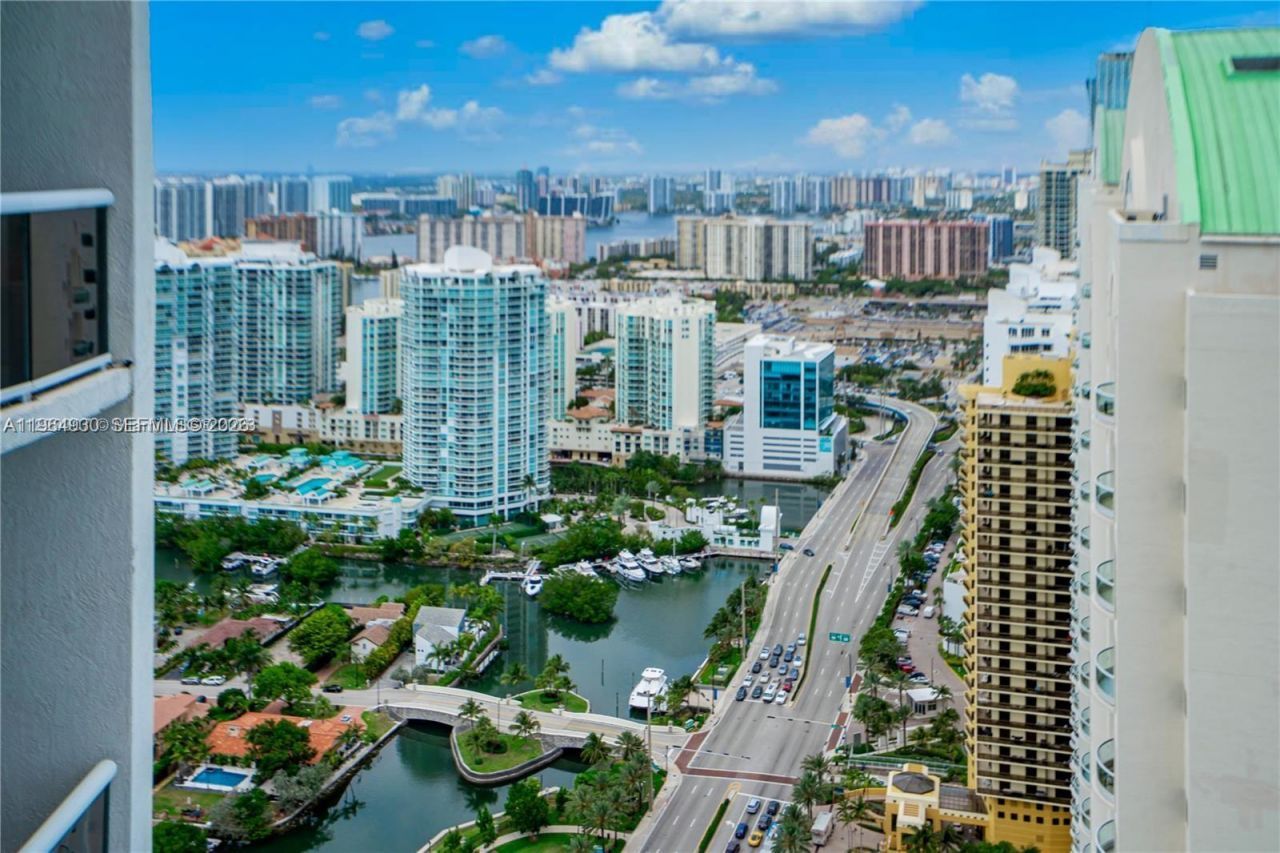 16001 Collins Ave, Unit 3803, Sunny Isles Beach, FL 33160 Photo