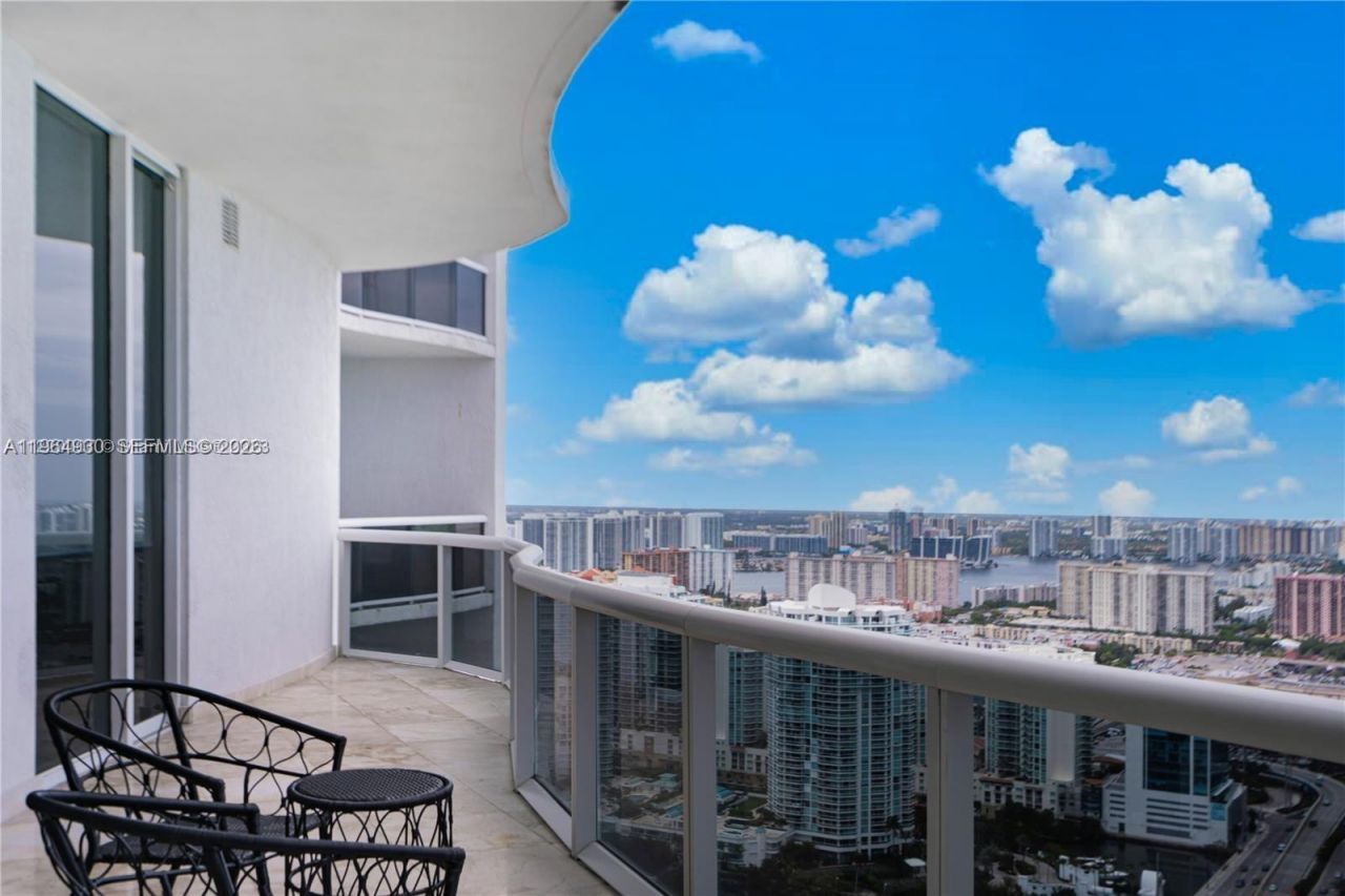 16001 Collins Ave, Unit 3803, Sunny Isles Beach, FL 33160 Photo