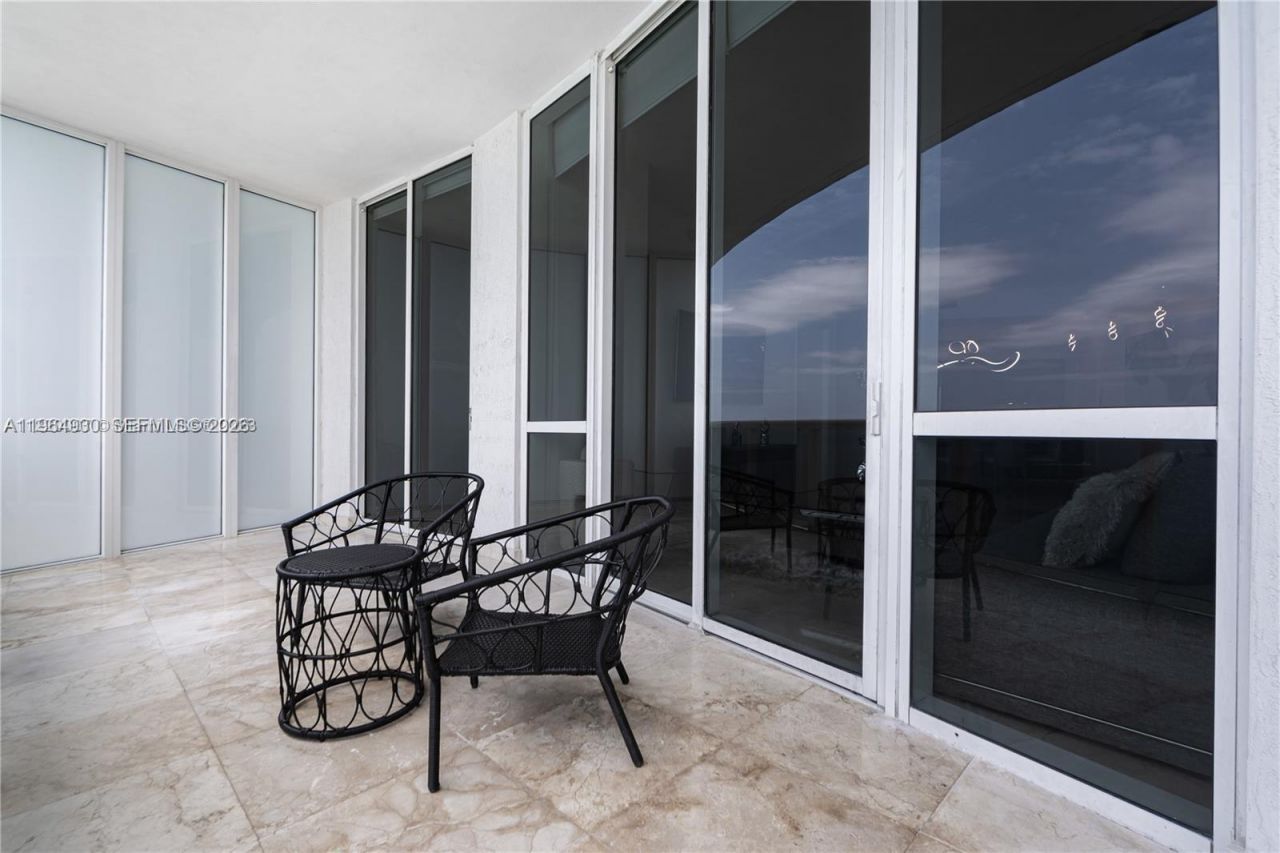 16001 Collins Ave, Unit 3803, Sunny Isles Beach, FL 33160 Photo
