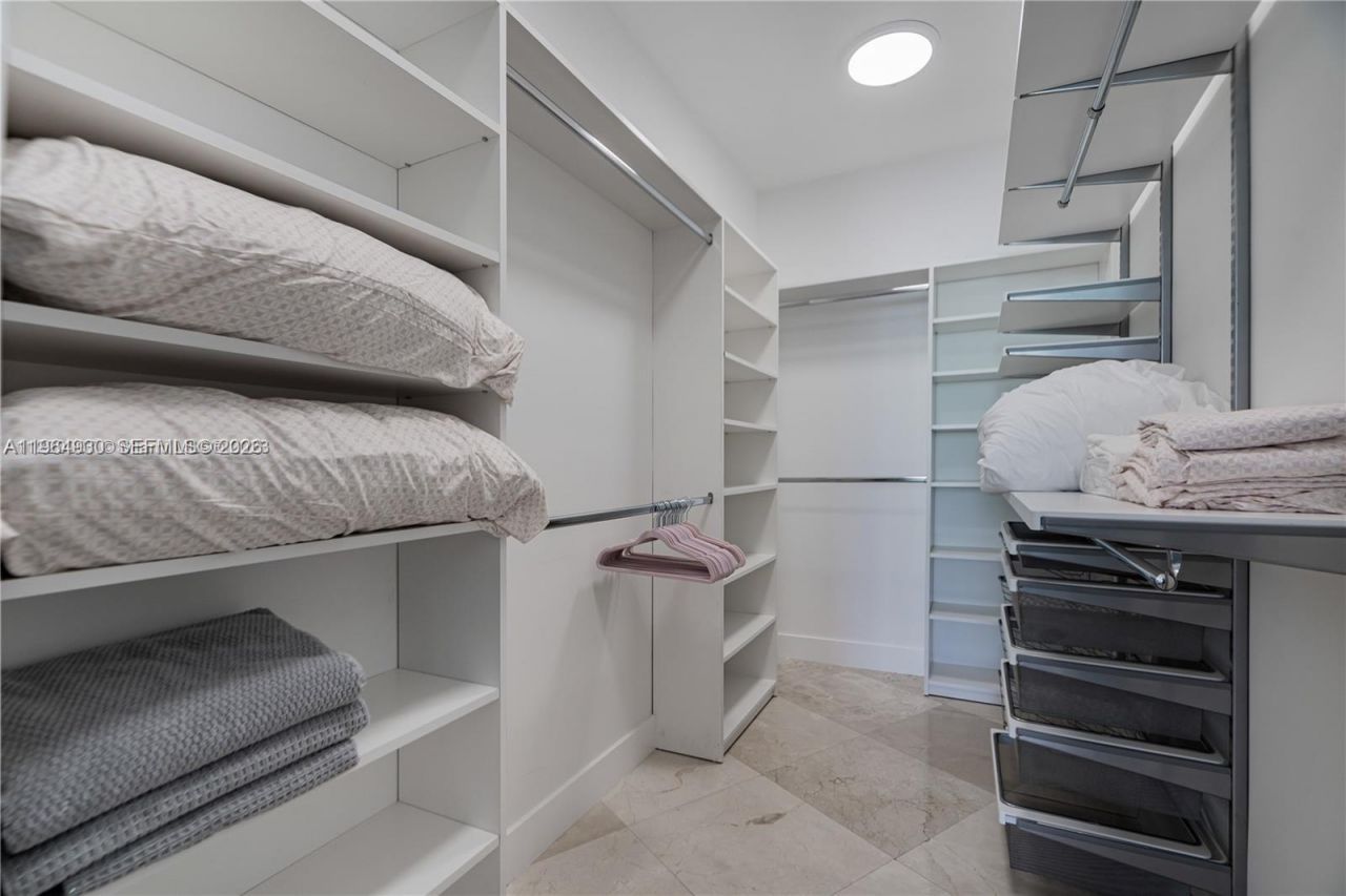 16001 Collins Ave, Unit 3803, Sunny Isles Beach, FL 33160 Photo