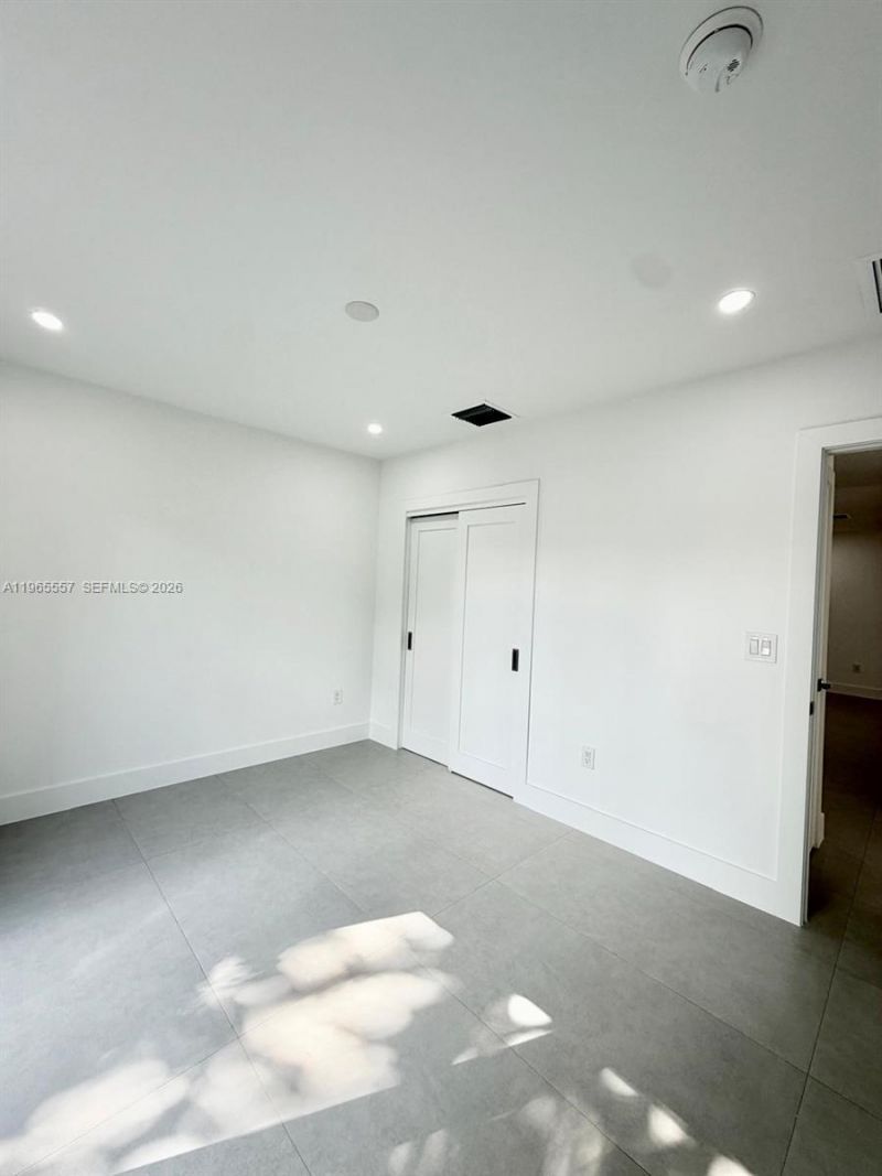 524 NE 65th St , Unit 2, Miami, FL 33138 Photo