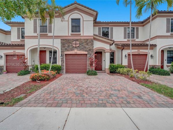 9334 W 33 WAY , Unit 9334, Hialeah, FL 33018