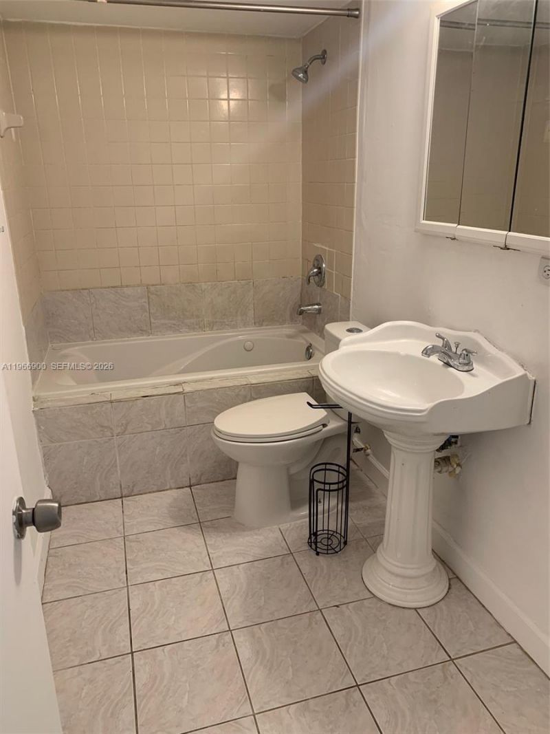 6520 SW 41st St, Unit 6520, Davie, FL 33314 Photo