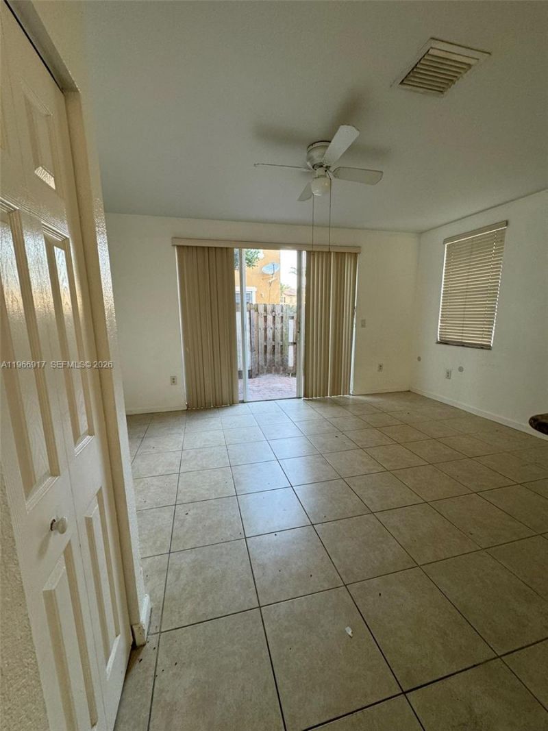 9257 SW 227th St, Unit 11, Cutler Bay, FL 33190 Photo