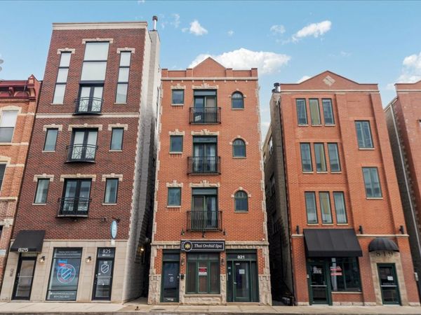 821 N Milwaukee Avenue, Unit 3, Chicago, IL 60642