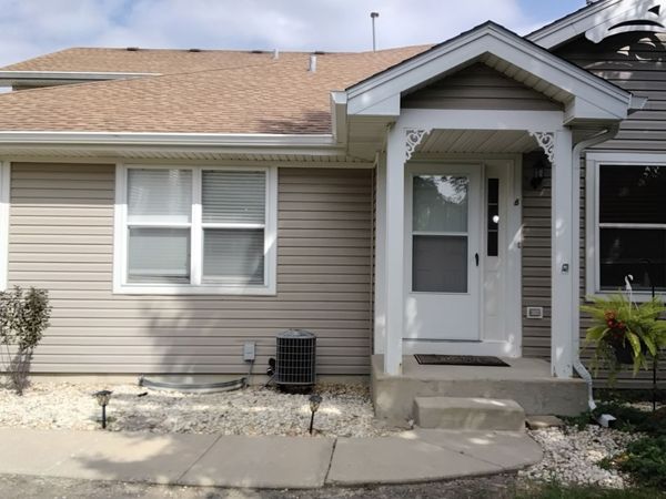 12248 Fairway Circle, Unit B, Blue Island, IL 60406