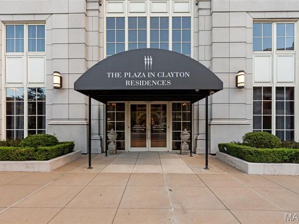 150 Carondelet Plaza, Unit 1701, Clayton, MO 63105