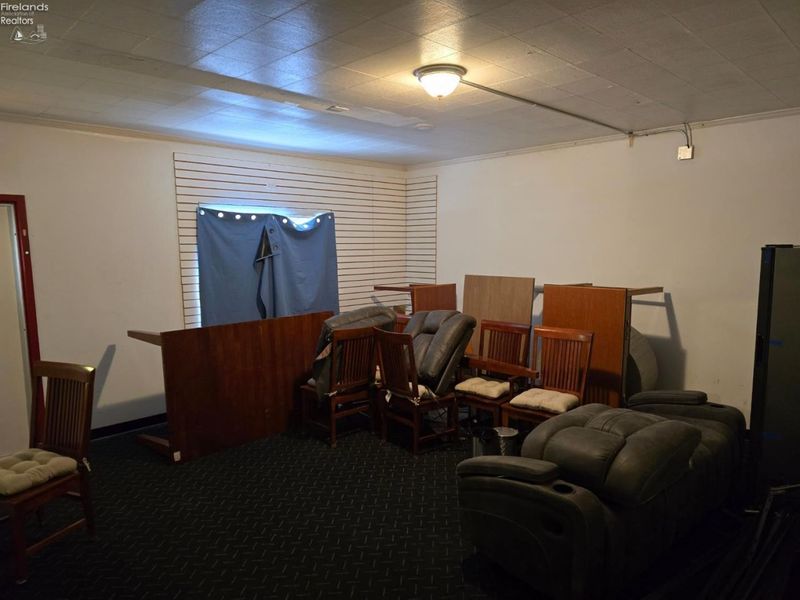 433 Oberlin Road, Elyria, OH 44035 Photo 16