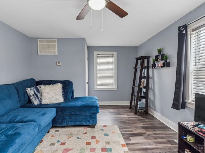 215 W Water Street, Bethel, OH 45106 Photo 2