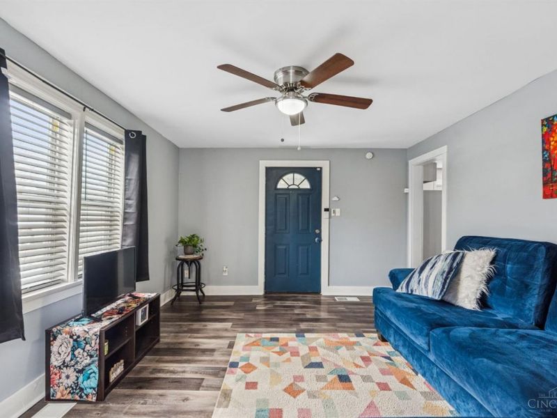 215 W Water Street, Bethel, OH 45106 Photo 5