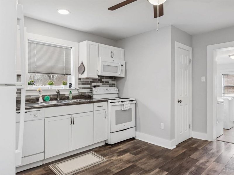 215 W Water Street, Bethel, OH 45106 Photo 6