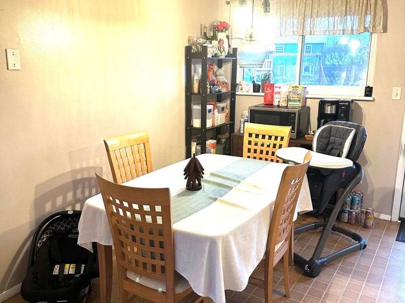 3509 Canberra Court, Westerville, OH 43081 Photo 2