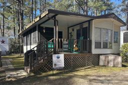 613-601 5th Ave. S photo 4