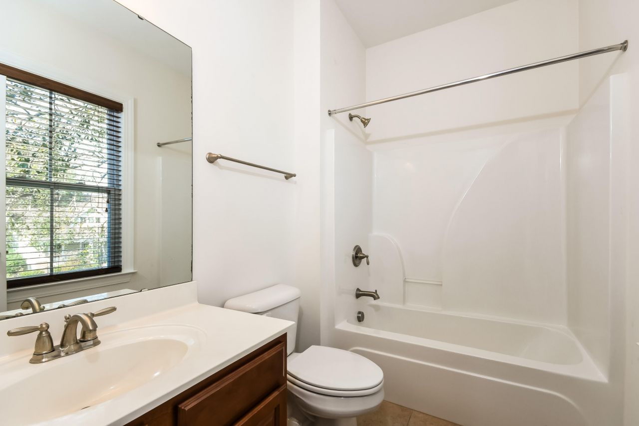 5194 Celtic Drive Photo 14