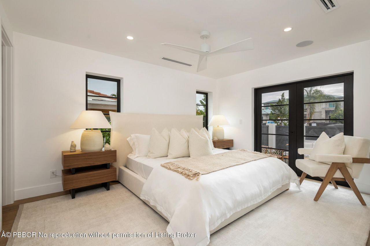 263 Alhambra Place, West Palm Beach, FL 33405 Photo