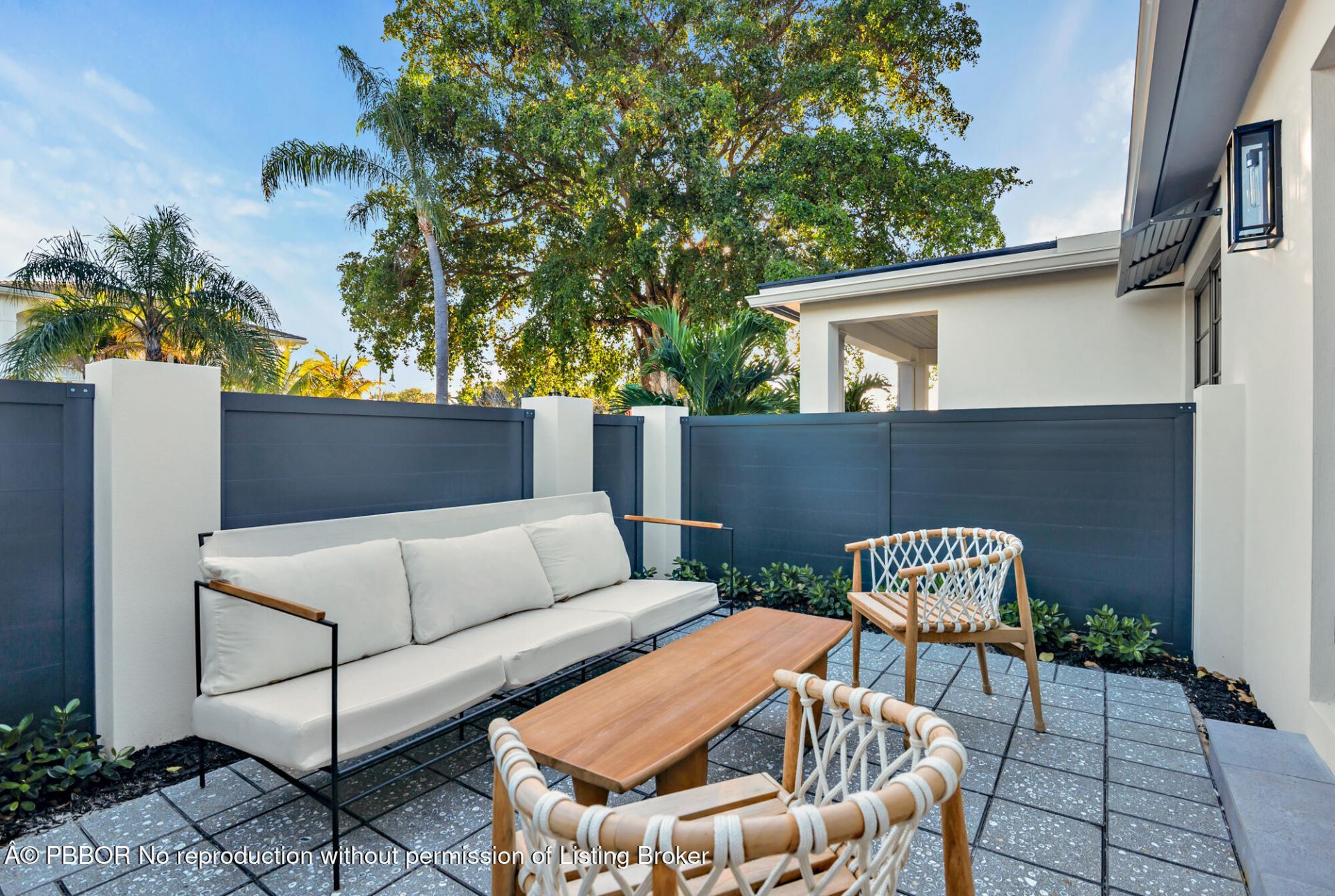 263 Alhambra Place, West Palm Beach, FL 33405 Photo