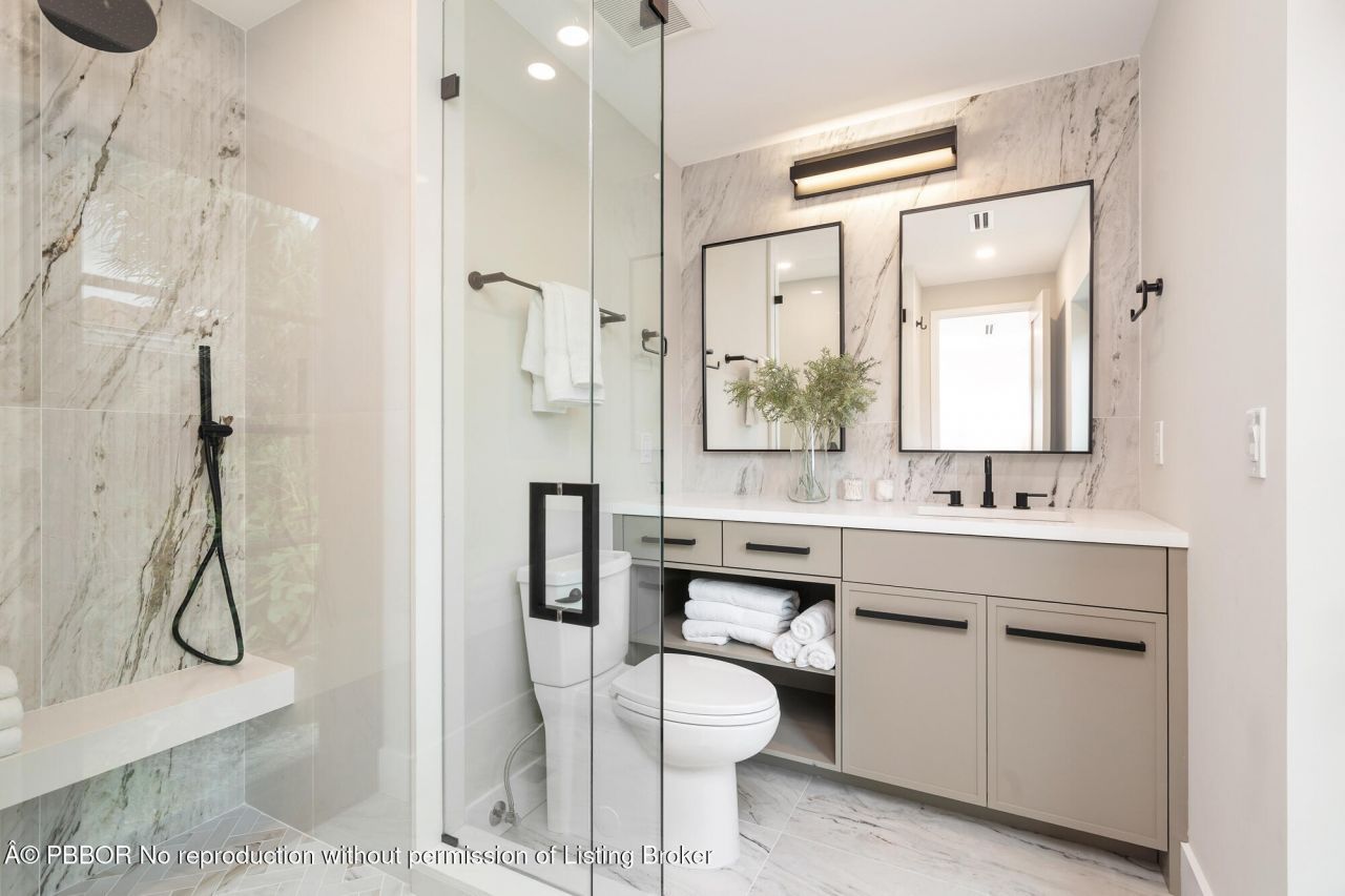 263 Alhambra Place, West Palm Beach, FL 33405 Photo