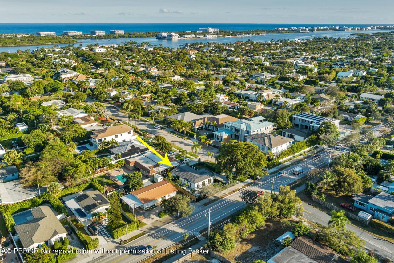 263 Alhambra Place, West Palm Beach, FL 33405 Photo