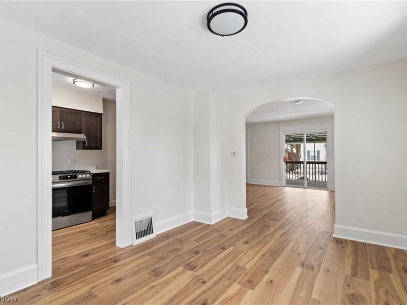 378 Cross Street, Akron, OH 44311 Photo 10