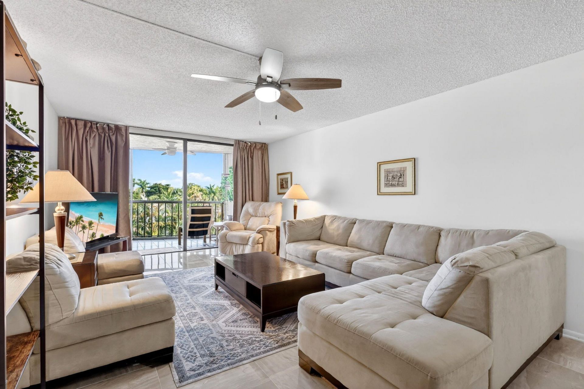 890 N Federal Highway, Unit 403, Lantana, FL 33462 Photo